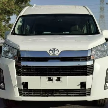 Used 2016-2021 To-yota Hiace GL Hiroof Van 2.8 Liter Inline diesel Engine Common Rail Fuel Injection System with Ignition System